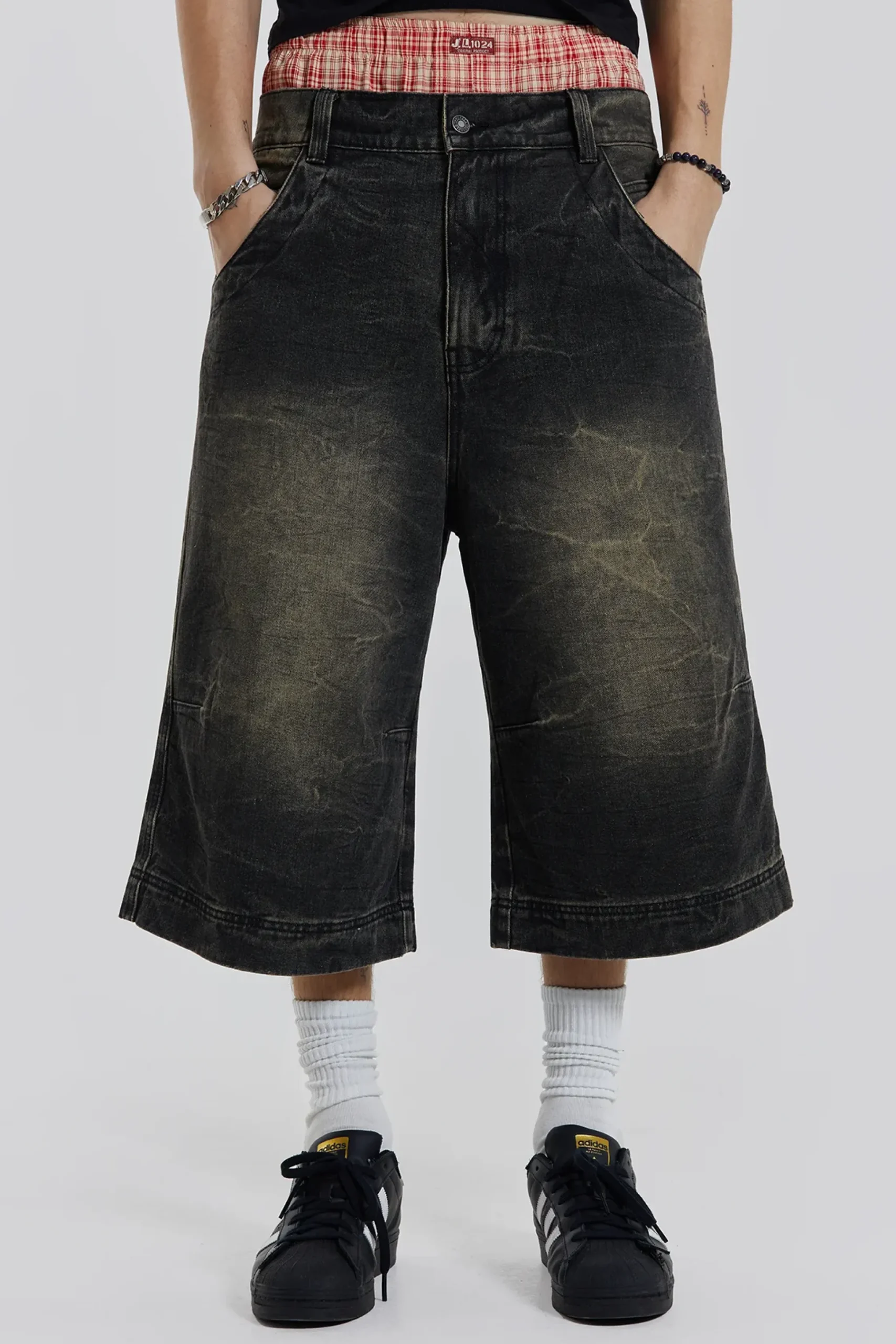 Cheap Jaded London Axle Black Crease Wash Denim Jorts